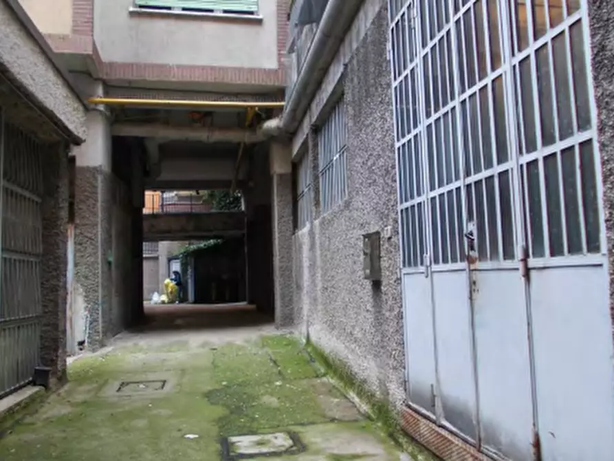 Immagine 5 di Laboratorio in vendita  in Via Privata Ebro a Milano