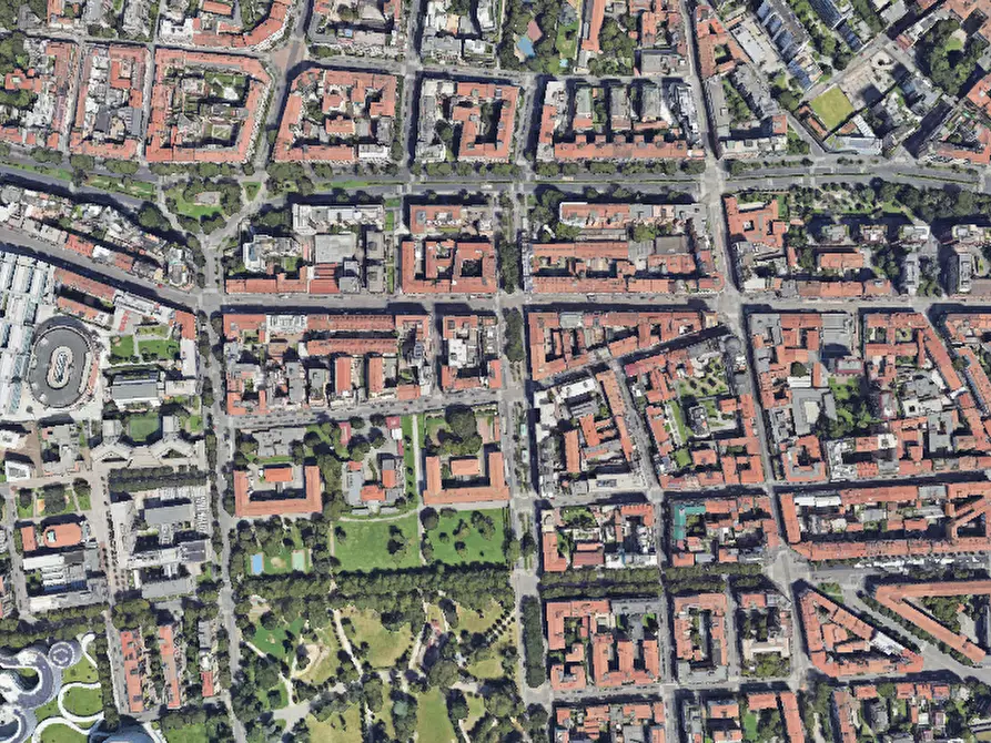 Immagine 11 di Garage in vendita  in V.le Bligny a Milano