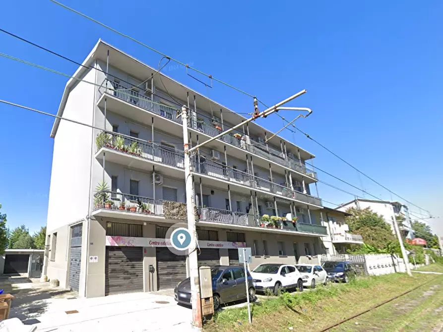 Immagine 13 di Appartamento in vendita  in Via Dei Giovi a Cormano