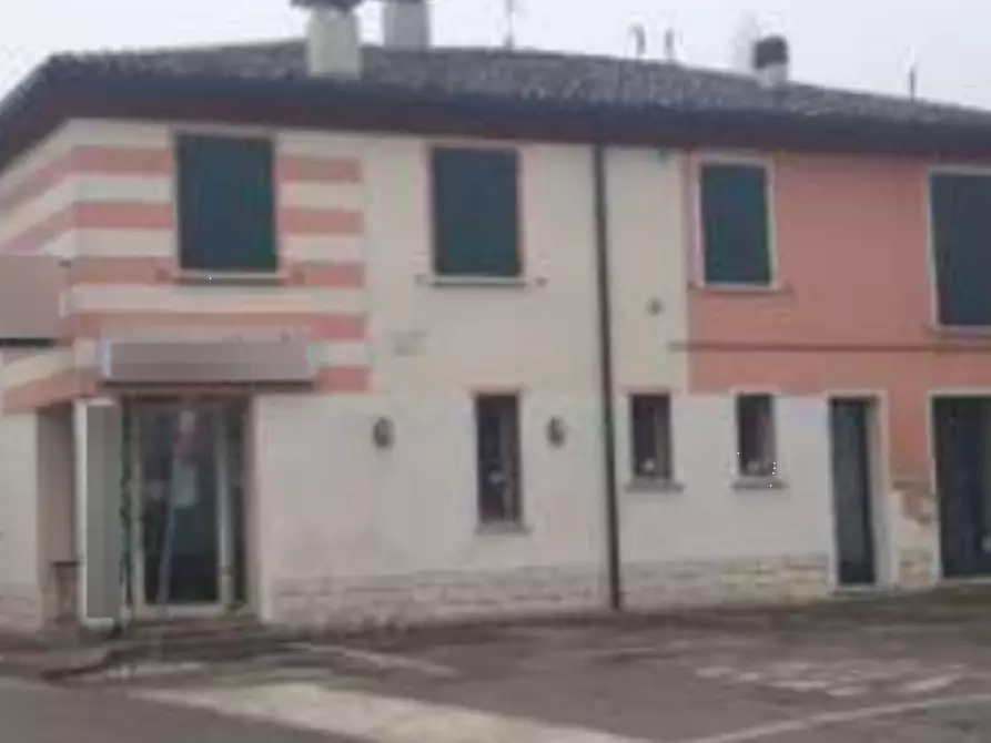 Immagine 1 di Appartamento in vendita  in Piazza Caduti a Mariana Mantovana