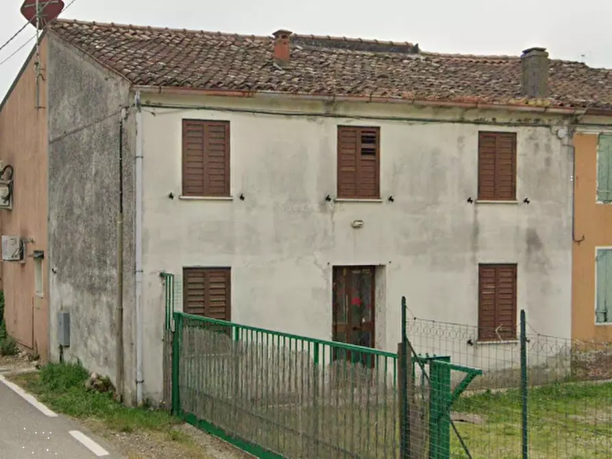 Immagine 2 di Casa indipendente in vendita  in Strada Oriano   a Castel D'ario