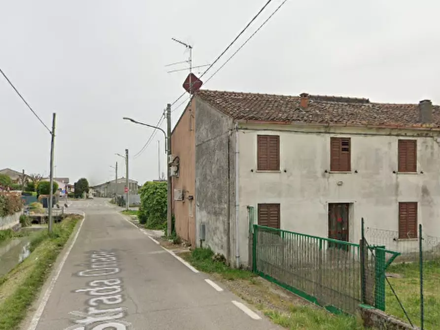 Immagine 8 di Casa indipendente in vendita  in Strada Oriano   a Castel D'ario