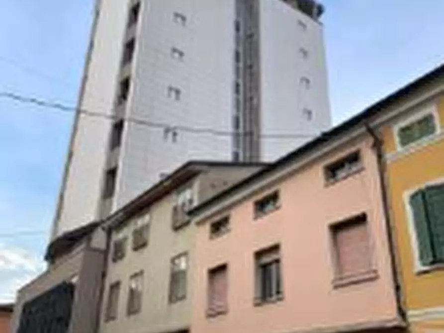 Immagine 2 di Appartamento in vendita  in  Via Pier Ferdinando Bertioli a Ostiglia