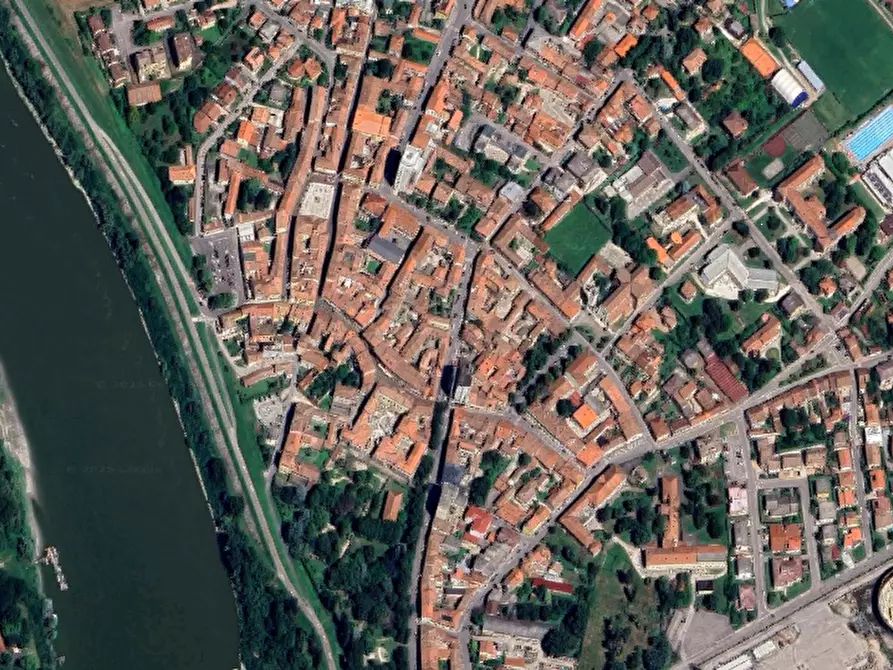 Immagine 16 di Appartamento in vendita  in  Via Pier Ferdinando Bertioli a Ostiglia