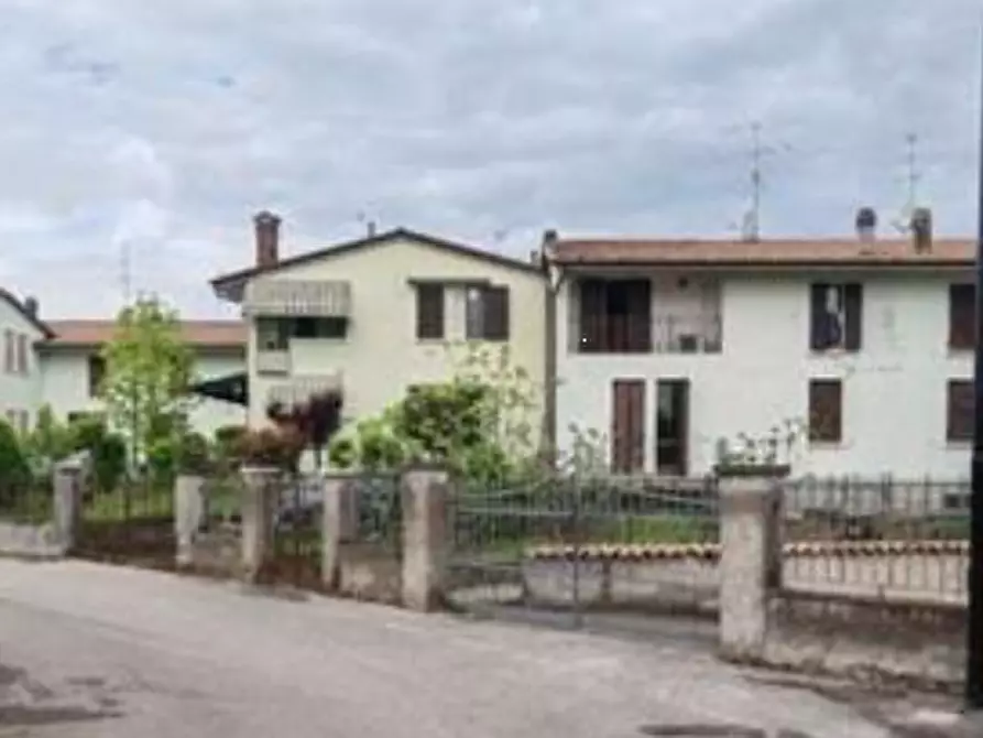 Immagine 14 di Villetta a schiera in vendita  in Via delle Querce a Azzano Mella