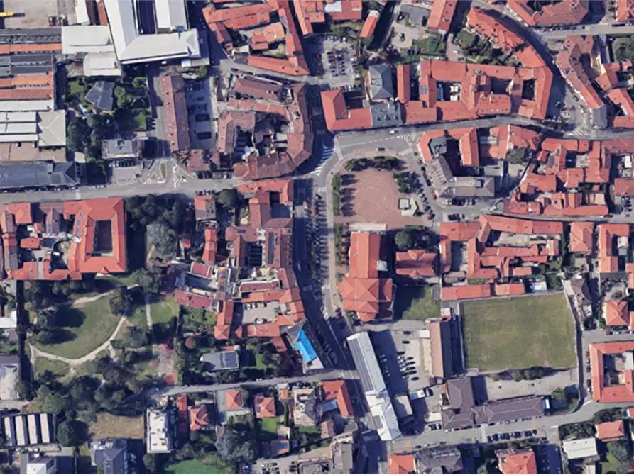 Immagine 18 di Negozio in vendita  in Piazza Giuseppe Maggiolini, a Parabiago