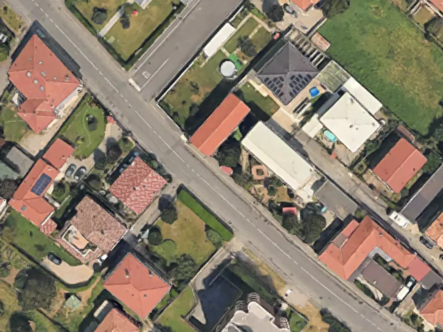 Immagine 12 di Casa indipendente in vendita  in Via Rossini a Busto Arsizio