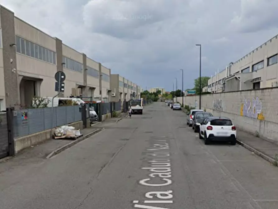 Immagine 7 di Garage in vendita  in Via Caduti di Nassirya a Giussano