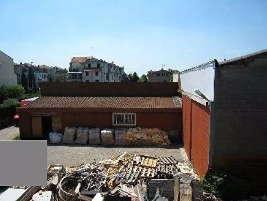Immagine 4 di Capannone industriale in vendita  in Via Drizza-Donizzetti  a Solaro