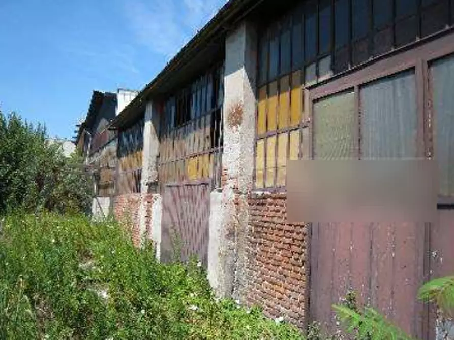 Immagine 5 di Capannone industriale in vendita  in Via Drizza-Donizzetti  a Solaro