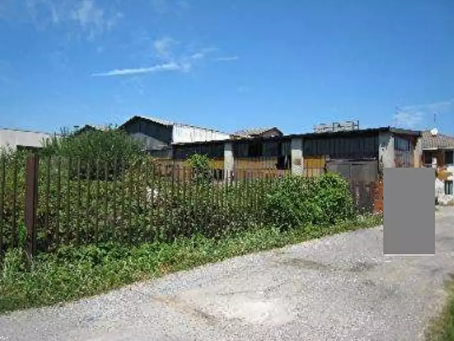 Immagine 6 di Capannone industriale in vendita  in Via Drizza-Donizzetti  a Solaro