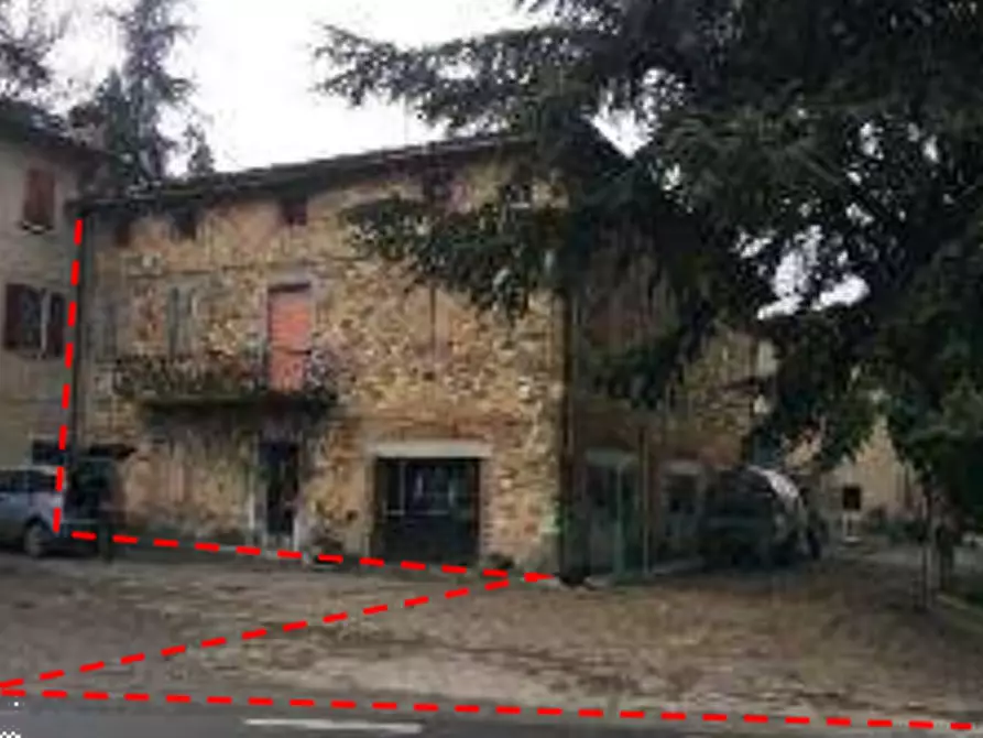 Immagine 11 di Rustico / casale in vendita  in Via Borgonovi a Viano