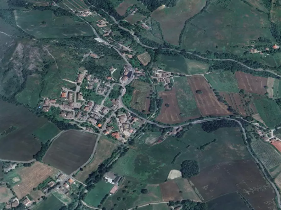 Immagine 18 di Rustico / casale in vendita  in Via Borgonovi a Viano