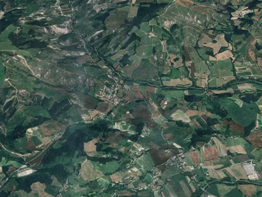 Immagine 19 di Rustico / casale in vendita  in Via Borgonovi a Viano