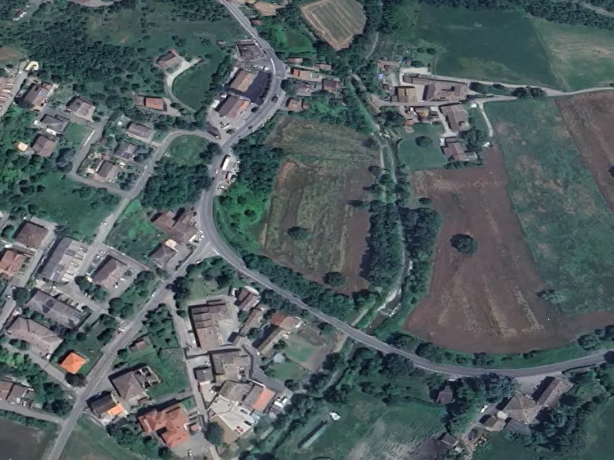 Immagine 25 di Rustico / casale in vendita  in Via Borgonovi a Viano