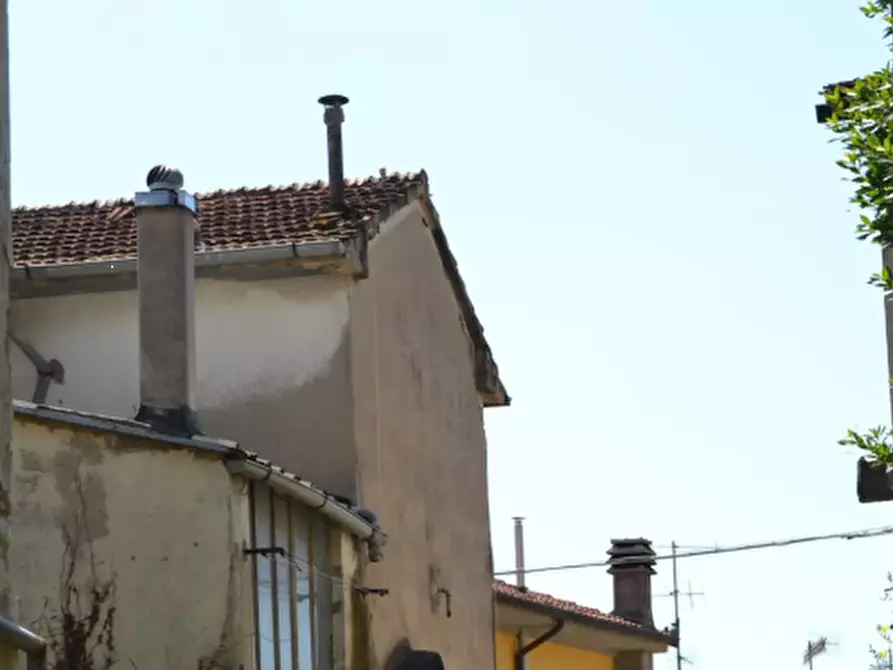 Immagine 5 di Casa indipendente in vendita  in Via del Poggiolo  a Prato