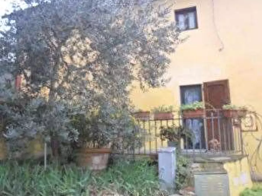 Immagine 2 di Porzione di casa in vendita  in Via delle Catese a Sesto Fiorentino