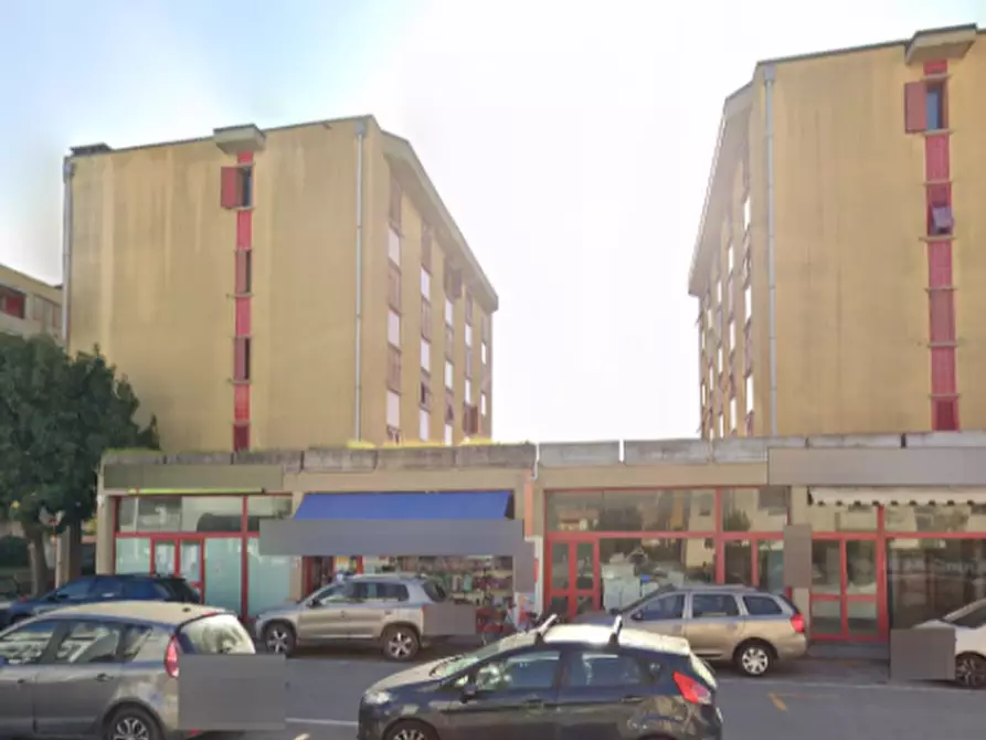 Immagine 4 di Negozio in vendita  in Via Fratelli Cervi  a Empoli