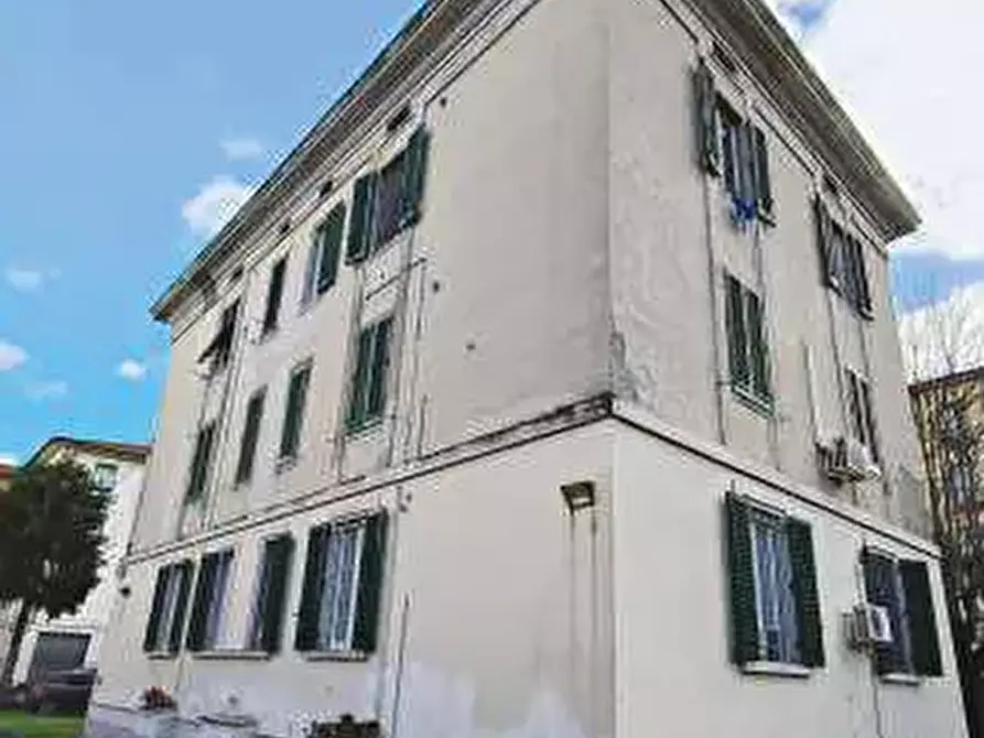 Immagine 10 di Appartamento in vendita  in Via Niccolò Machiavelli a Prato