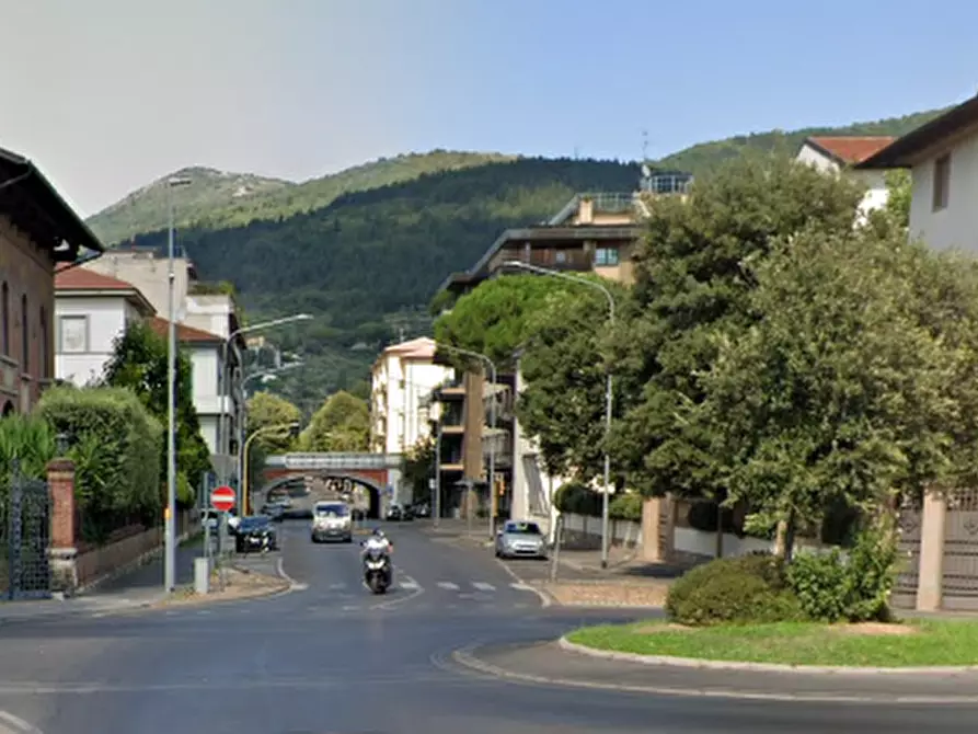 Immagine 14 di Appartamento in vendita  in Via Niccolò Machiavelli a Prato