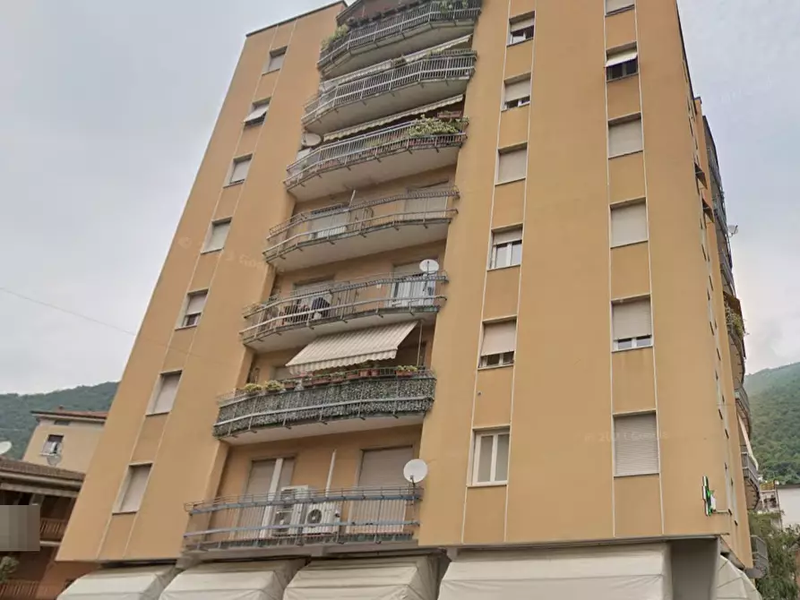 Immagine 9 di Appartamento in vendita  in Via Giacomo Matteotti  a Lumezzane