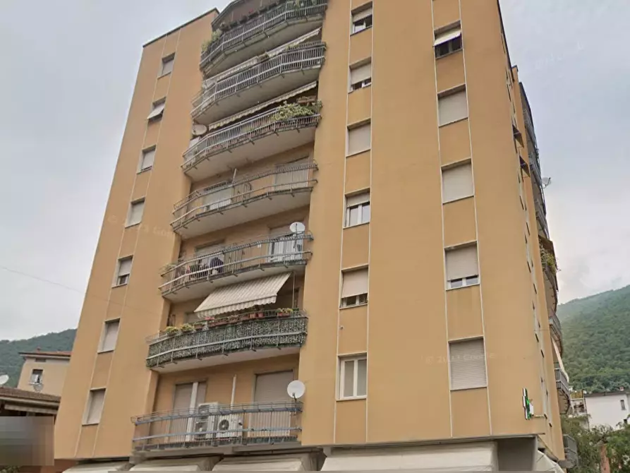 Immagine 14 di Appartamento in vendita  in Via Giacomo Matteotti  a Lumezzane