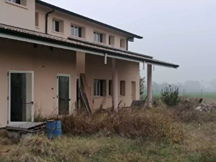 Immagine 9 di Rustico / casale in vendita  in Strada Viazza di Beneceto a Parma