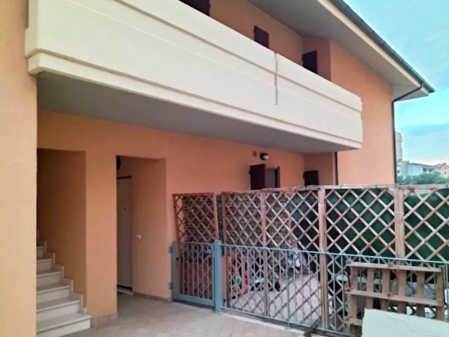 Immagine 1 di Appartamento in vendita  in Strada Caminate a Fano