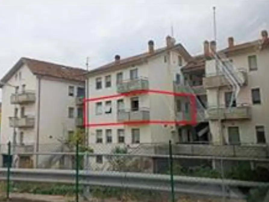 Immagine 1 di Appartamento in vendita  in Via G.F. Guerrieri a Fossombrone