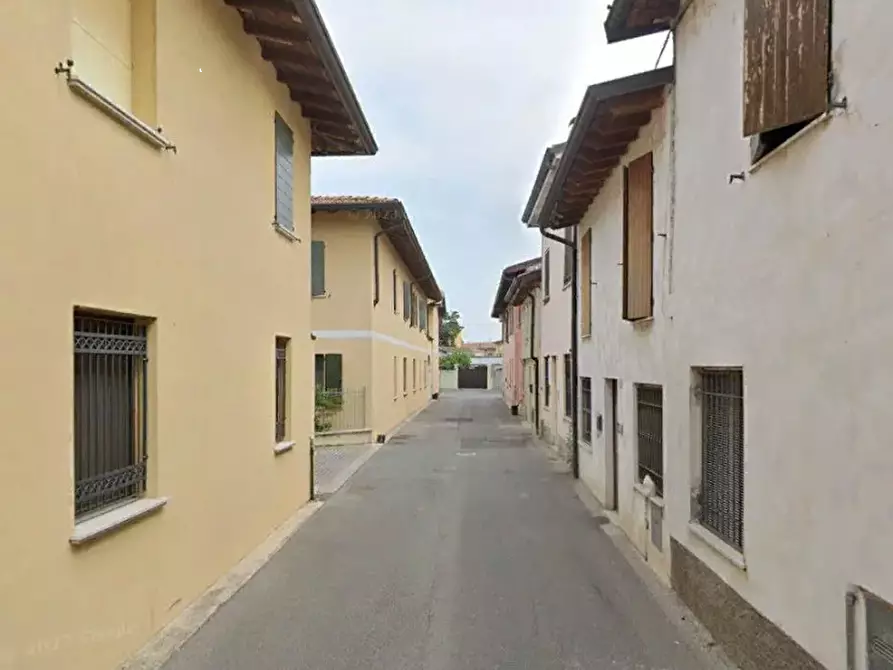 Immagine 7 di Appartamento in vendita  in Via Caselle a Quinzano D'oglio