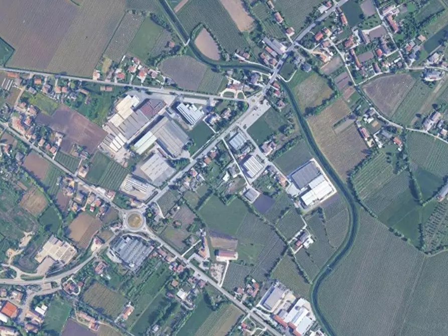 Immagine 15 di Porzione di villa in vendita  in Via XIX Luglio a Codognè