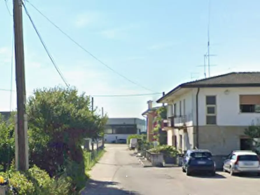 Immagine 19 di Porzione di villa in vendita  in Via XIX Luglio a Codognè