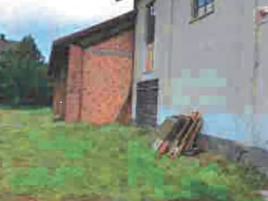 Immagine 11 di Magazzino in vendita  in Strada dei Ronchi a Vigevano