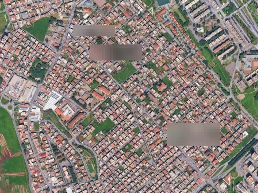 Immagine 14 di Garage in vendita  in Via Martino Rota a Roma