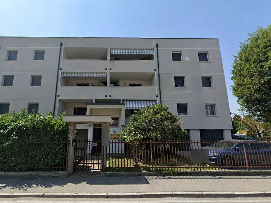 Immagine 7 di Appartamento in vendita  in Via Amendola a Massalengo