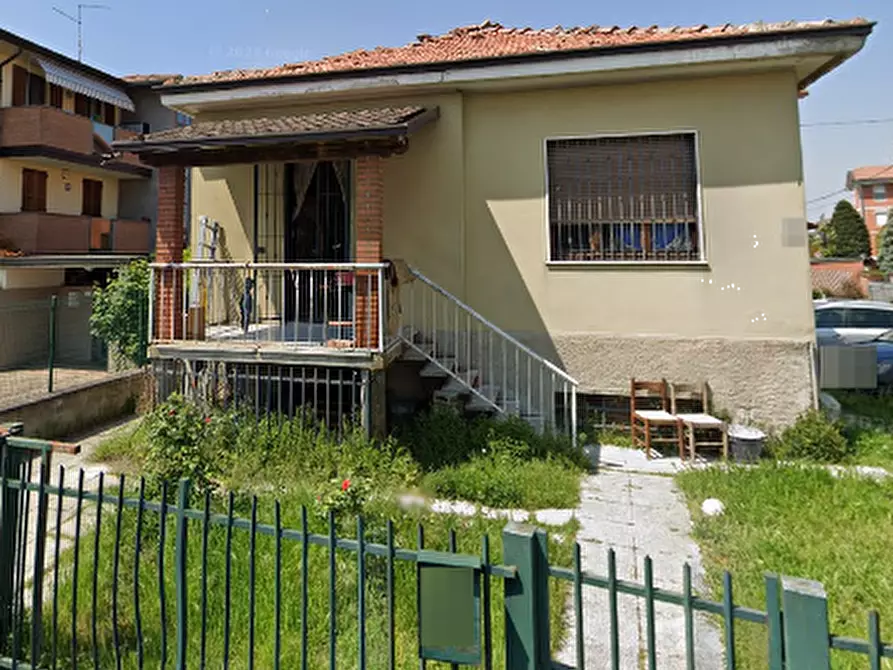 Immagine 2 di Villetta a schiera in vendita  in Via Vittorio Emanuele a Valera Fratta