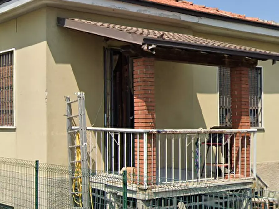 Immagine 10 di Villetta a schiera in vendita  in Via Vittorio Emanuele a Valera Fratta