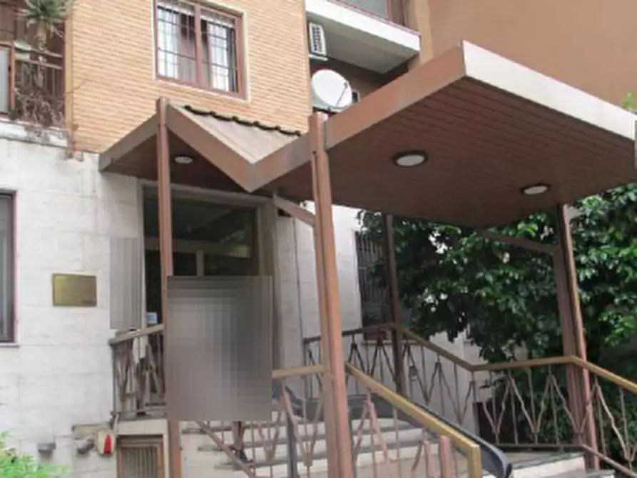 Immagine 7 di Appartamento in vendita  in Via Fiuggi a Milano