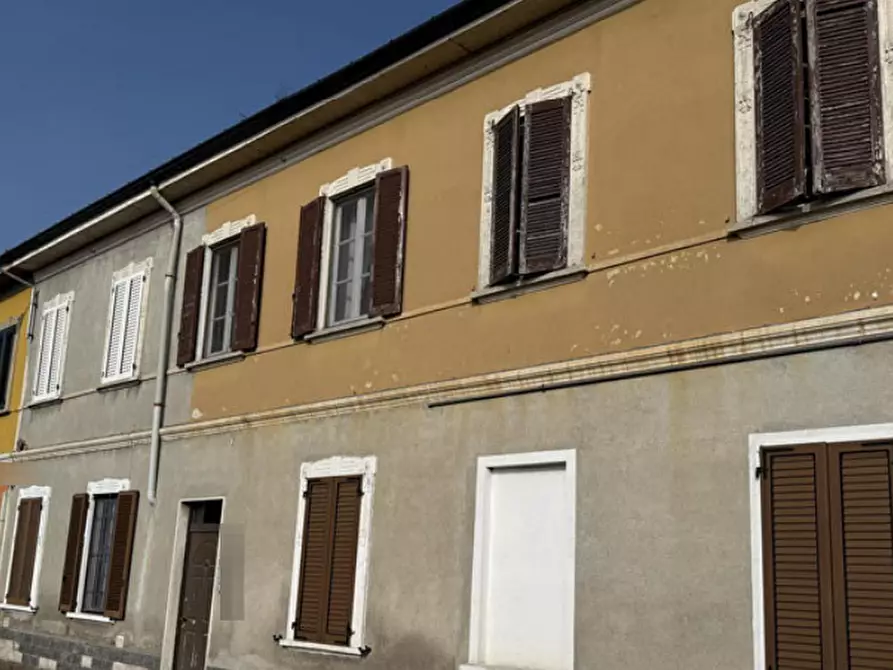 Immagine 3 di Appartamento in vendita  in via Cristoforo Colombo a Inveruno