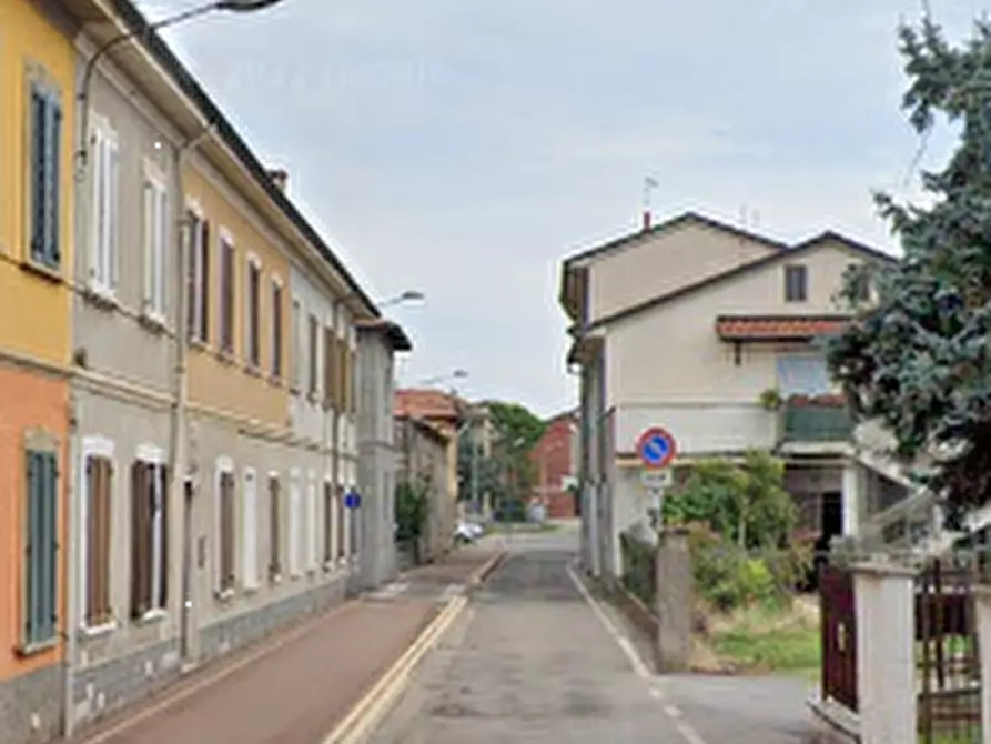 Immagine 4 di Appartamento in vendita  in via Cristoforo Colombo a Inveruno