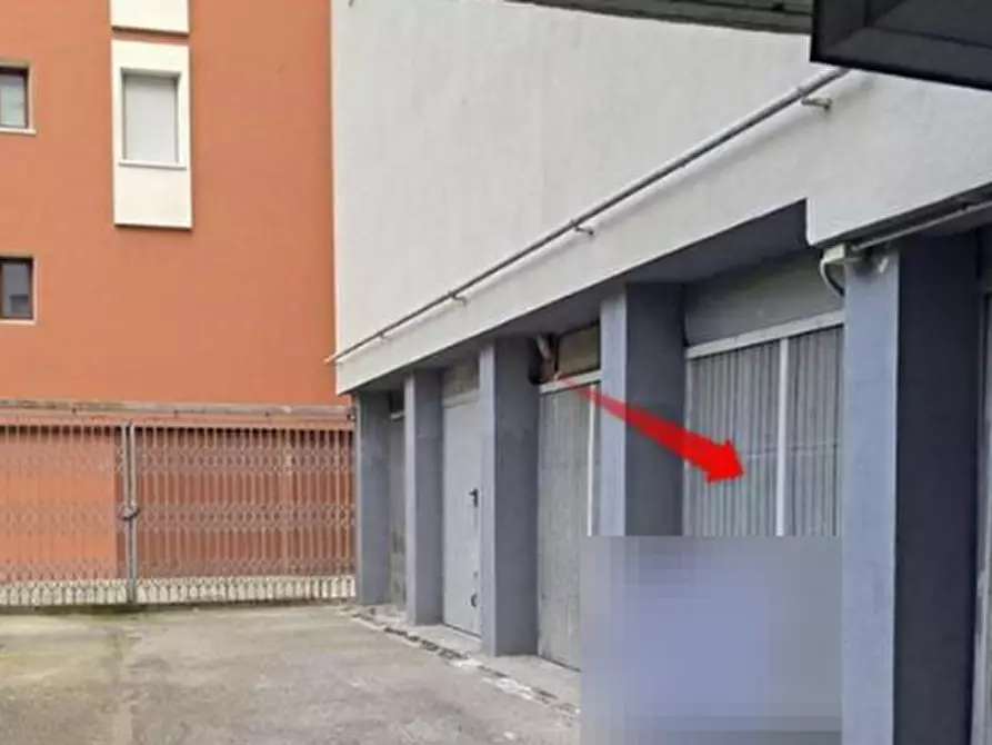 Immagine 3 di Appartamento in vendita  in Via Papa Giovanni XXIII a Reggio Nell'emilia
