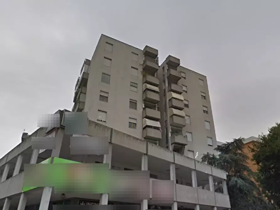 Immagine 6 di Appartamento in vendita  in Via Papa Giovanni XXIII a Reggio Nell'emilia