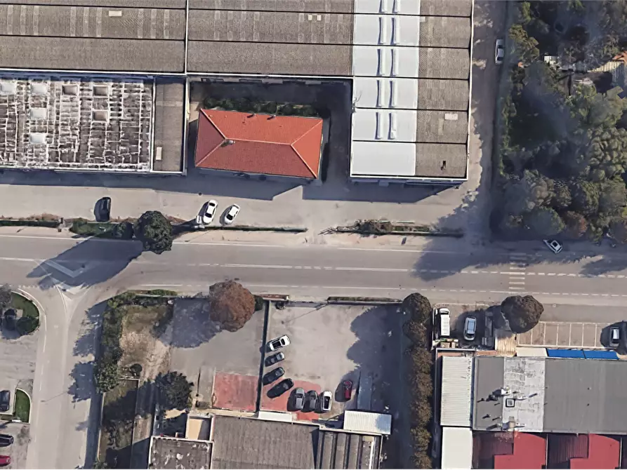 Immagine 14 di Ufficio in vendita  in Via Enrico Mattei a Fano