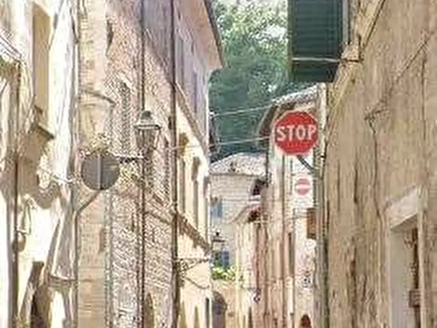 Immagine 2 di Appartamento in vendita  in Via Angel Dalfuoco a Pergola