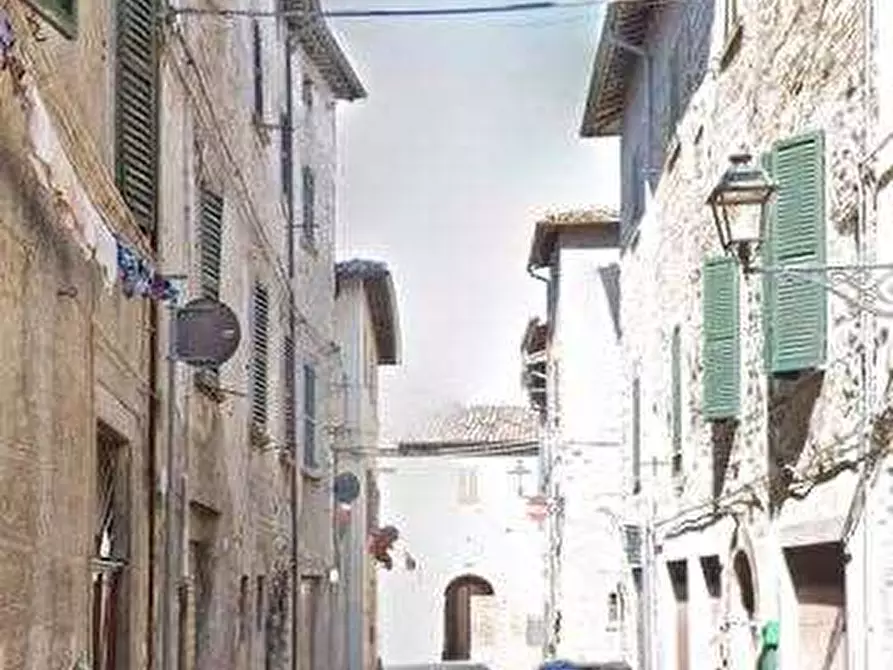 Immagine 5 di Appartamento in vendita  in Via Angel Dalfuoco a Pergola