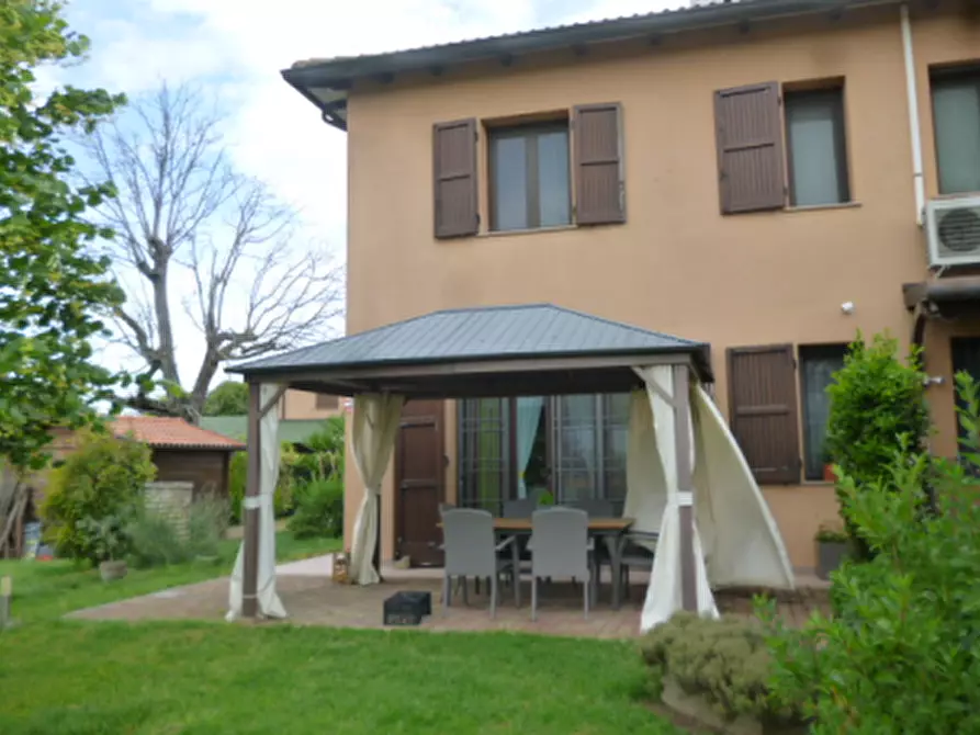 Immagine 2 di Porzione di villa in vendita  in Via Casadio  a Argelato