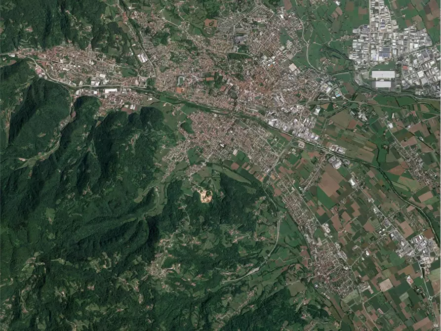 Immagine 11 di Posto auto in vendita  in Via Pier Luigi da Palestrina a Schio