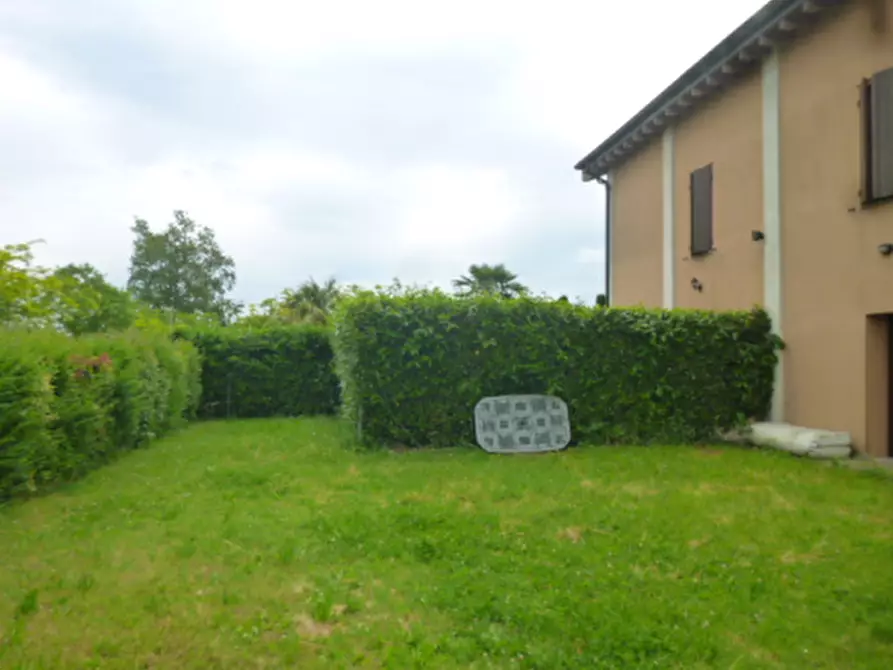 Immagine 2 di Porzione di villa in vendita  in Via Casadio  a Argelato
