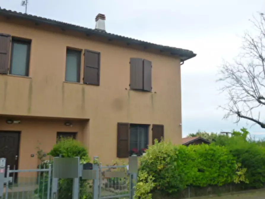 Immagine 6 di Porzione di villa in vendita  in Via Casadio  a Argelato