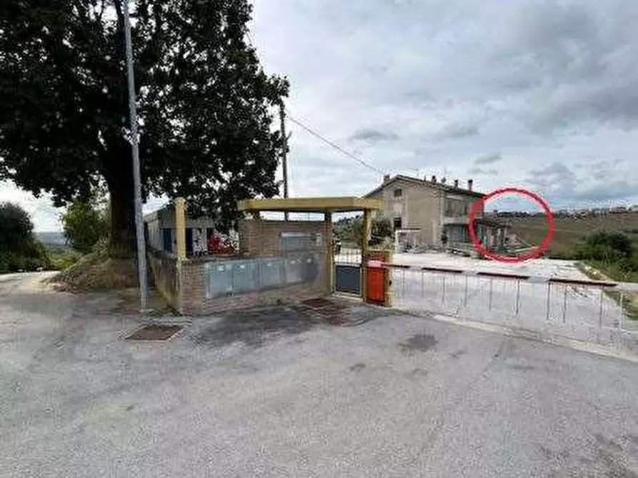 Immagine 2 di Villetta a schiera in vendita  in Via Arnaldo Merlini a Terre Roveresche